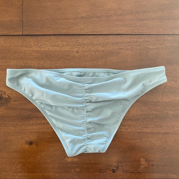 🌞Ruched Back Cheeky Bikini Bottom Green - Picture 4 of 8